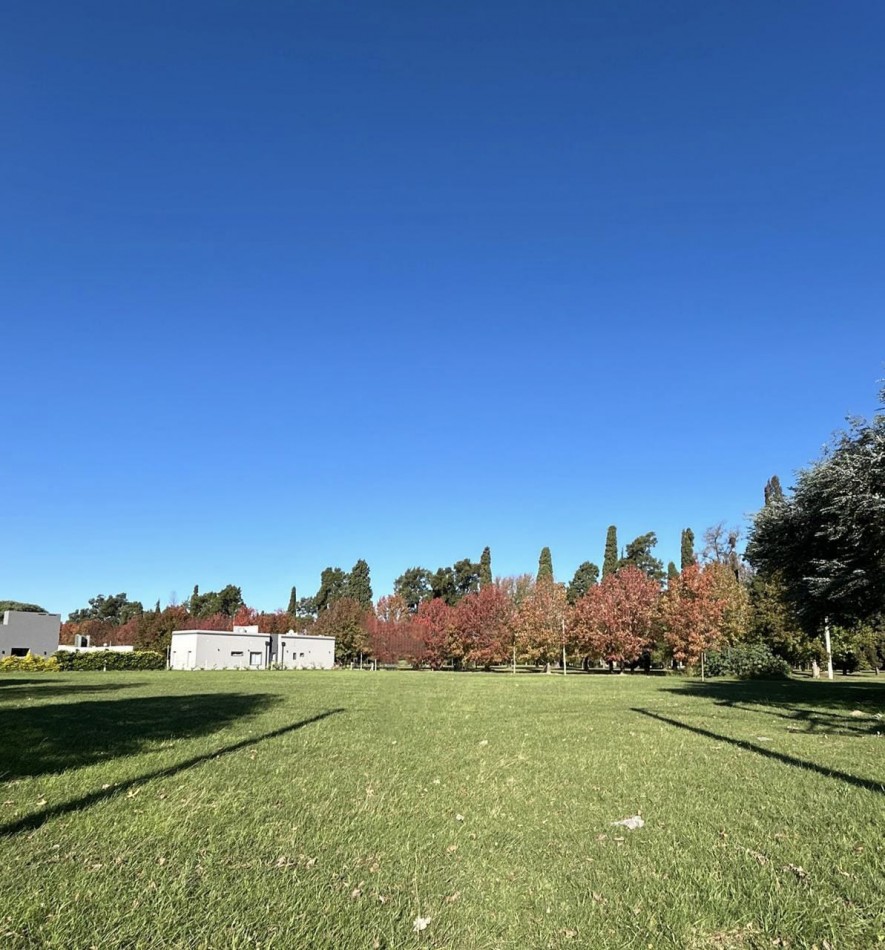 Lote 600m2 en Country Club Los Molinos