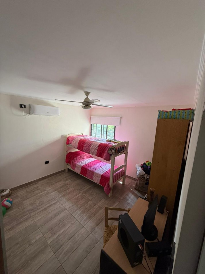 Casa 3 dormitorios en Lago del Leyes
