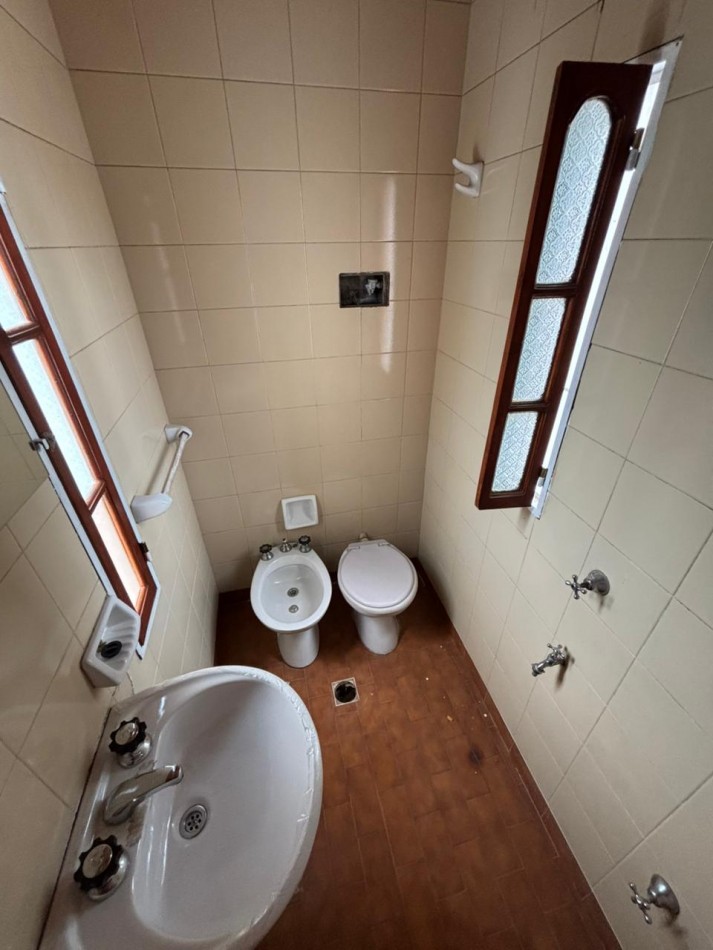 Casa al frente + Departamento interno | Barrio Mayoraz