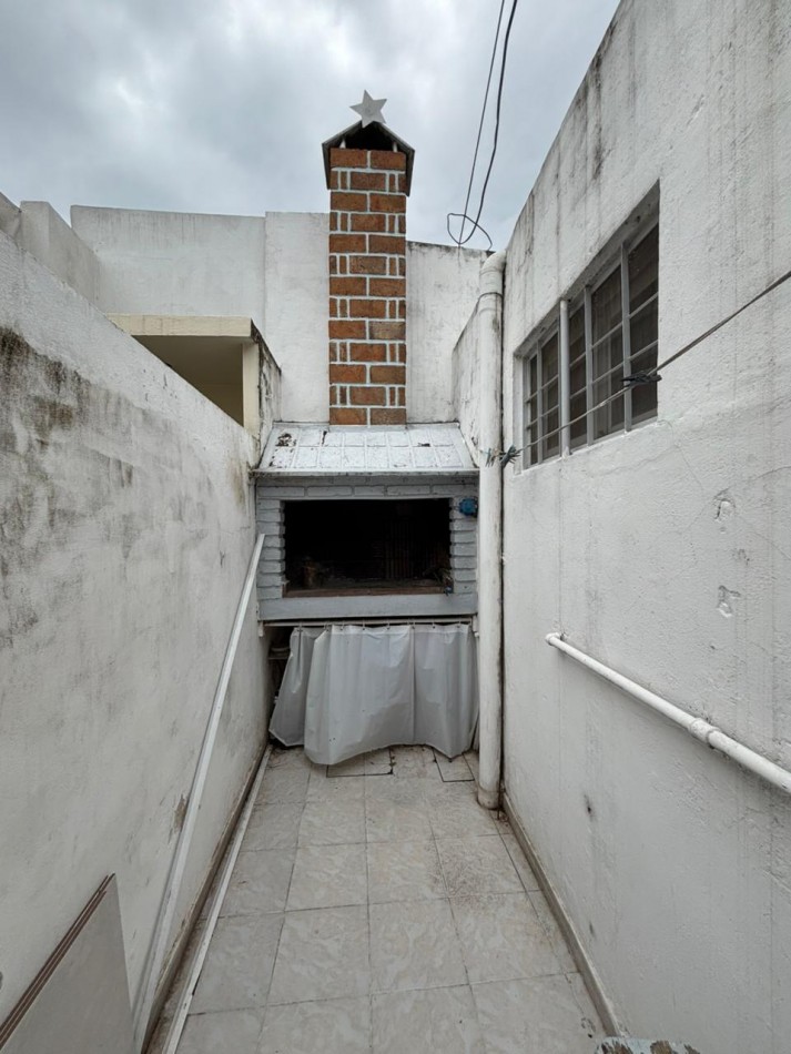 Casa al frente + Departamento interno | Barrio Mayoraz