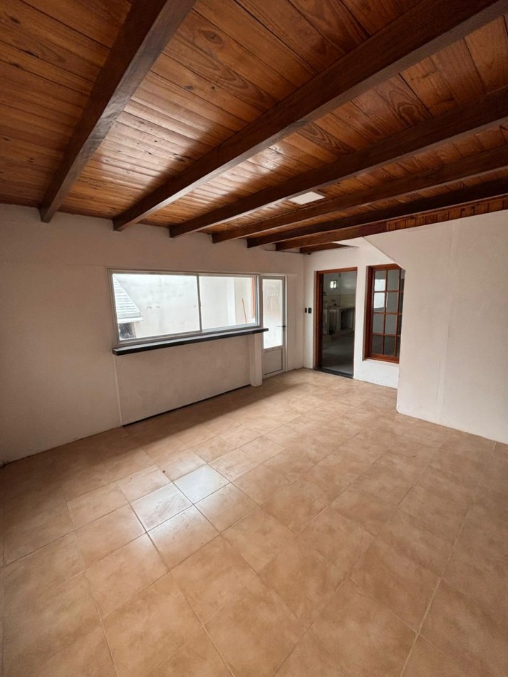 Casa al frente + Departamento interno | Barrio Mayoraz