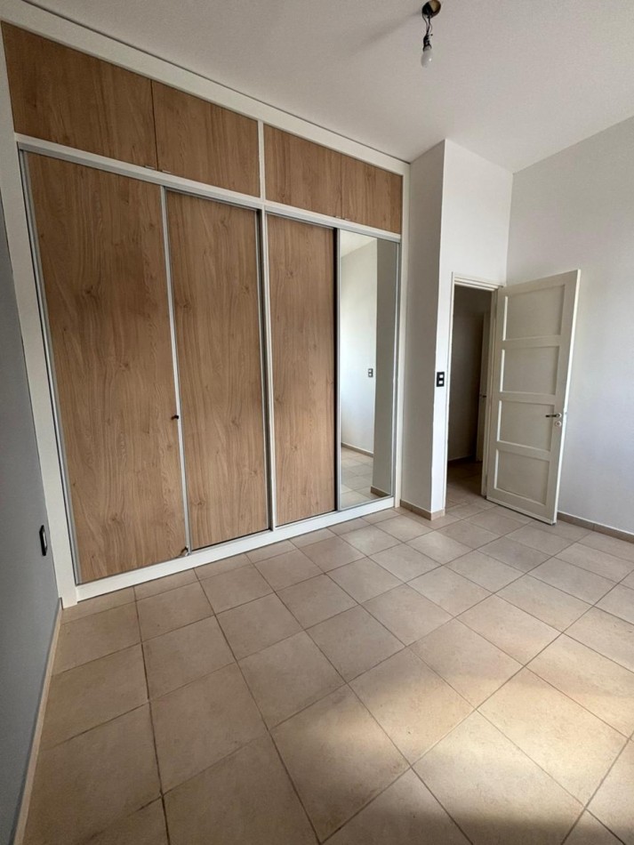 Impecable departamento 2 dormitorios en el corazon de Barrio Candioti.