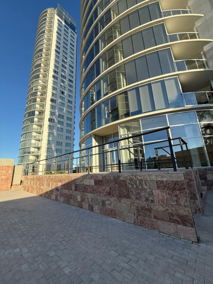 ALQUILER | Unidad Premium 1 dormitorio a estrenar en Amarras Center 3 - Piso 17