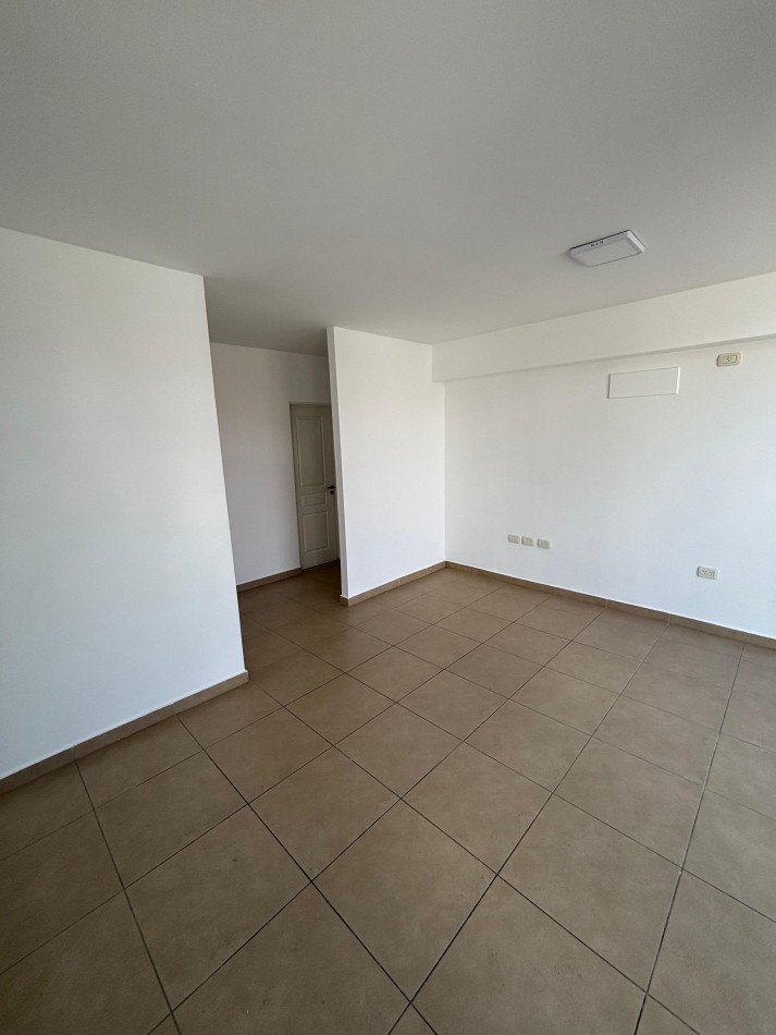 ALQUILER - Local Comercial en Zona Sur