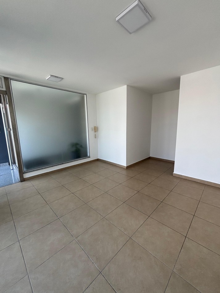 ALQUILER - Local Comercial en Zona Sur