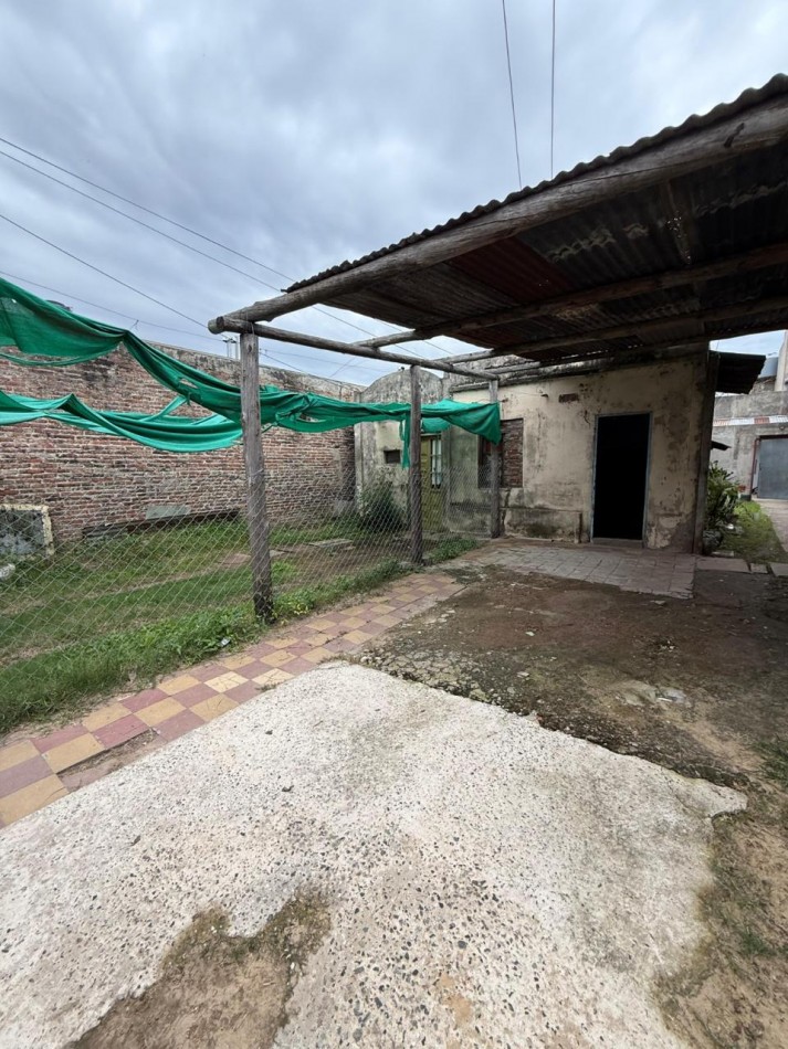 Casa a demoler — Calle Francia 4651