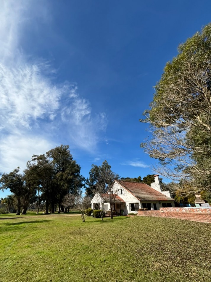 VENTA - CASA QUINTA EN ALTOS DEL SAUCE, a metros del Rio Coronda.