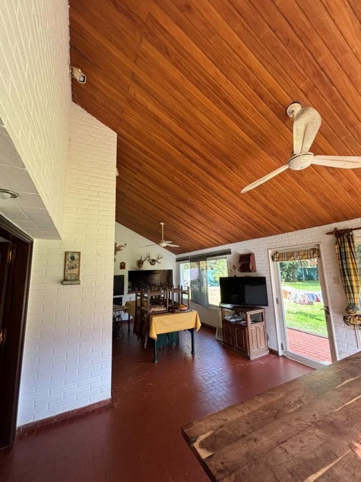 VENTA - CASA QUINTA EN ALTOS DEL SAUCE, a metros del Rio Coronda.