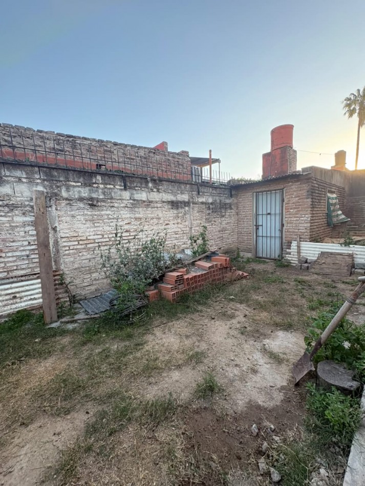 Casa de 5 dormitorios en Pavon 4003